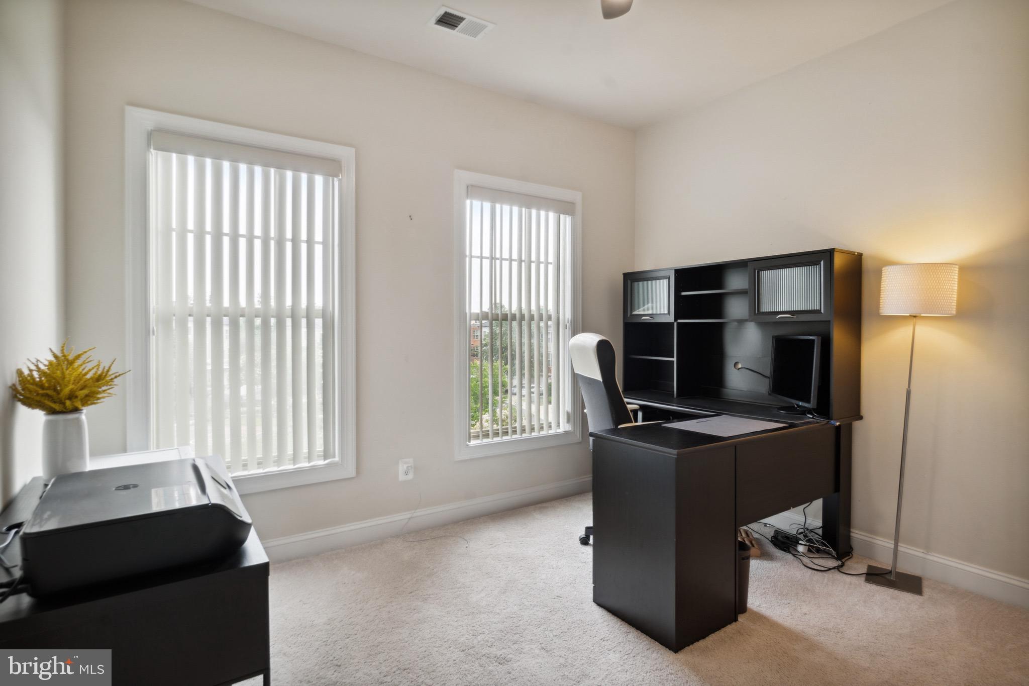 22201 Falling Terrace Ashburn, VA 20148 - Photo 16 of 25