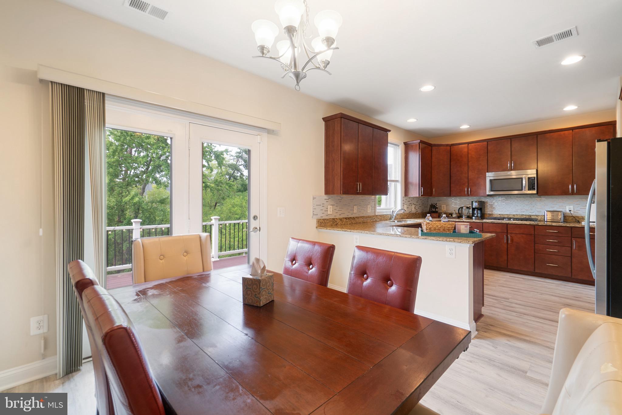 22201 Falling Terrace Ashburn, VA 20148 - Photo 7 of 25