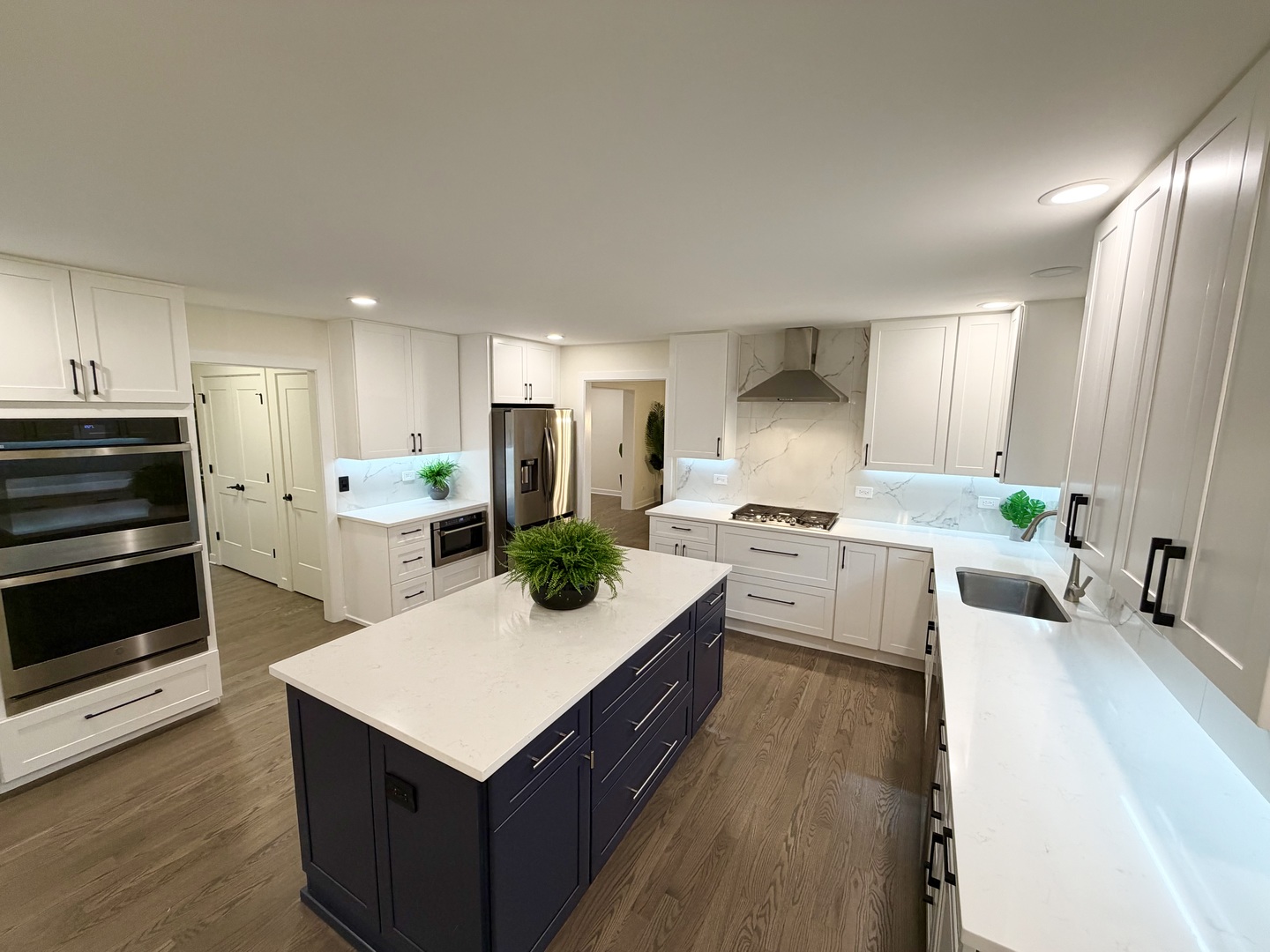 817 Cardiff Road Naperville, IL 60565 - Photo 9 of 44 Gallery Image 9