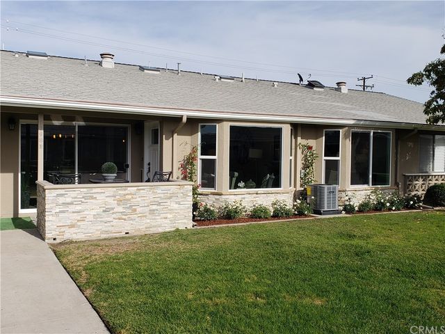 $449,000 | 13361 St Andrews Drive, Unit 129B, Seal Beach, CA 90740