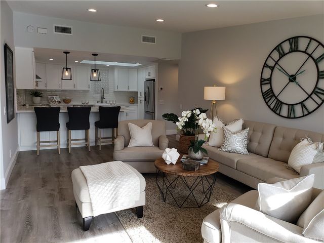 $449,000 | 13361 St Andrews Drive, Unit 129B, Seal Beach, CA 90740