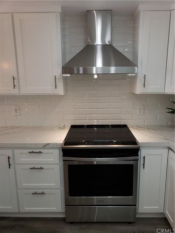 $449,000 | 13361 St Andrews Drive, Unit 129B, Seal Beach, CA 90740