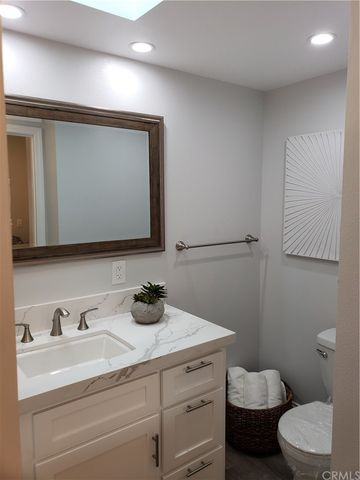 $449,000 | 13361 St Andrews Drive, Unit 129B, Seal Beach, CA 90740