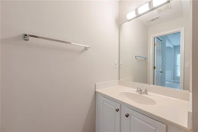 $2,400 | 3614 Gainesway Trace, Duluth, GA 30096