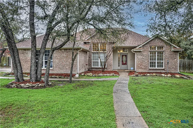 $395,000 | 4 Sobrante Road, Belton, TX 76513