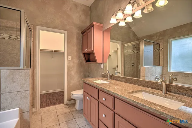 $395,000 | 4 Sobrante Road, Belton, TX 76513