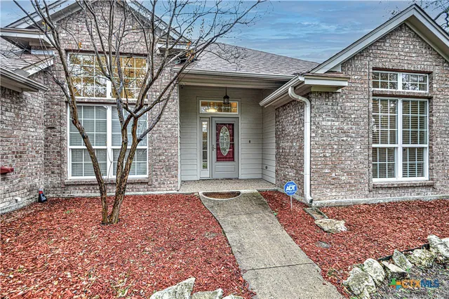 $395,000 | 4 Sobrante Road, Belton, TX 76513