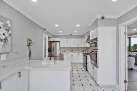 $1,495,000 | 4550 North Park Avenue, Unit 610, Chevy Chase, MD 20815