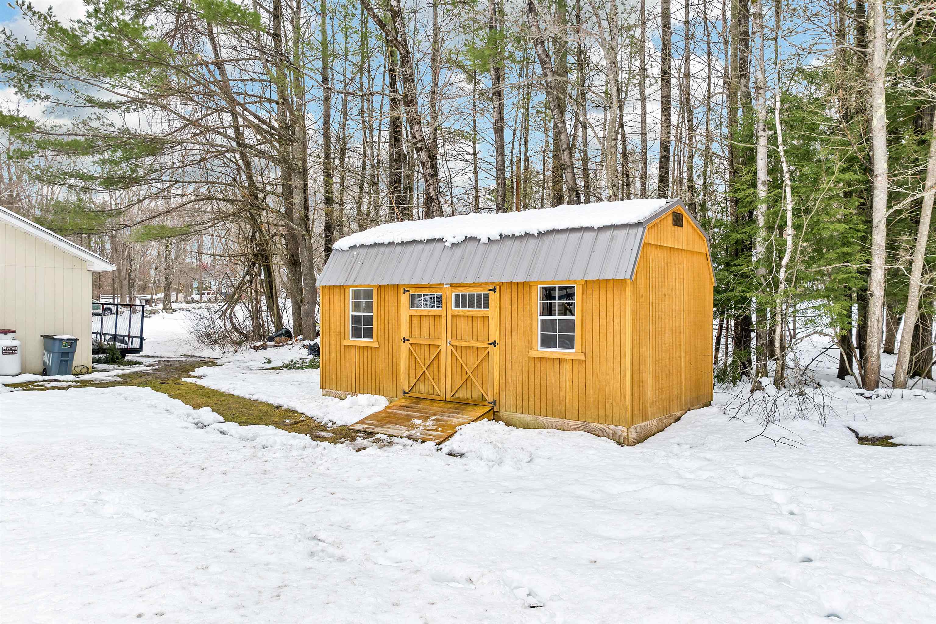 241 Cross Mill Road Northfield, NH 03276 - Photo 13 of 27 Gallery Image 13