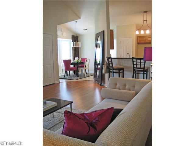 3620 Shadow Ridge Drive High Point, NC 27265 - Photo 2 of 16 Entry.