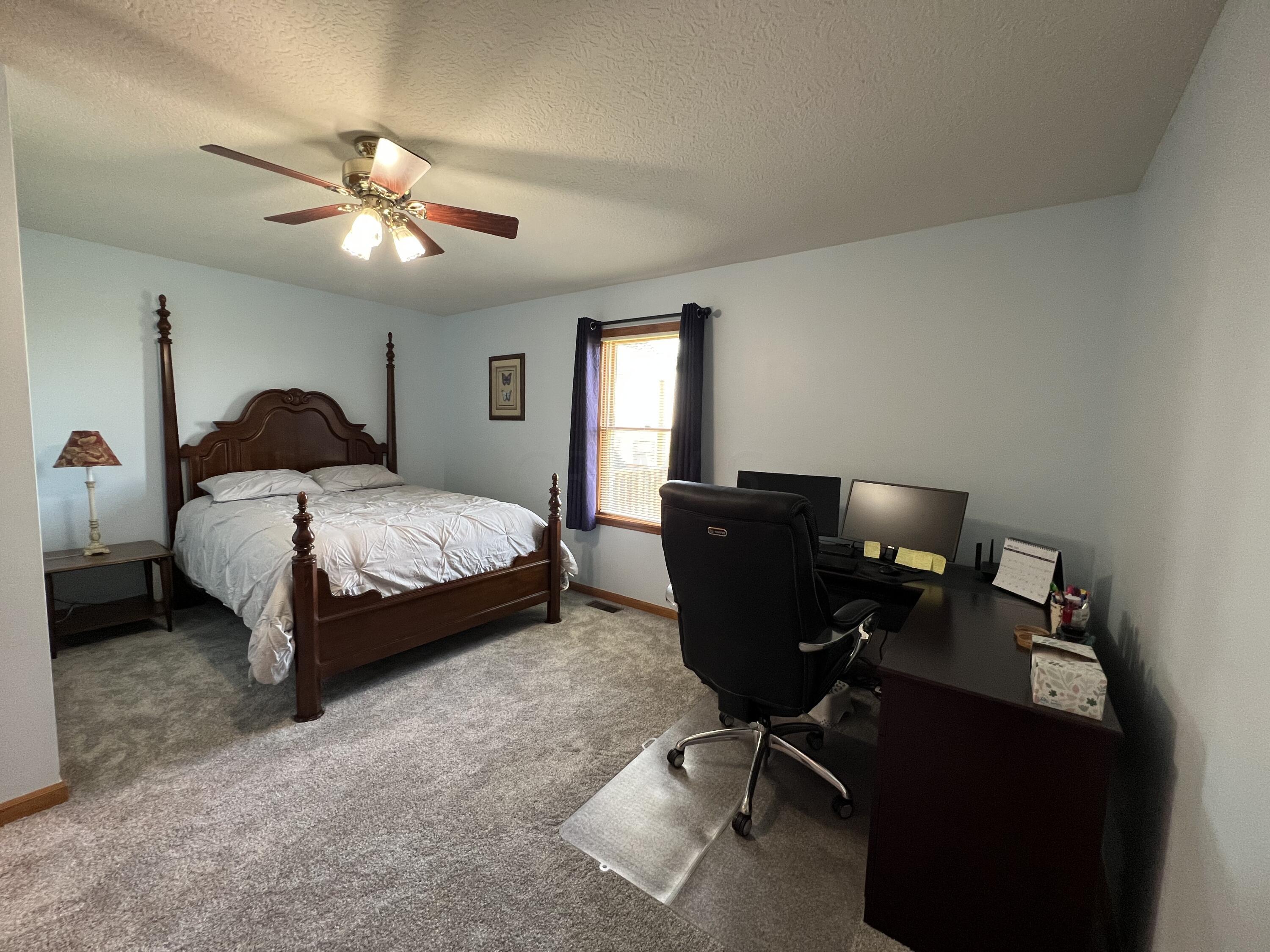 13629 Hoover Road Ashville, OH 43103 - Photo 22 of 25 IMG_3127
