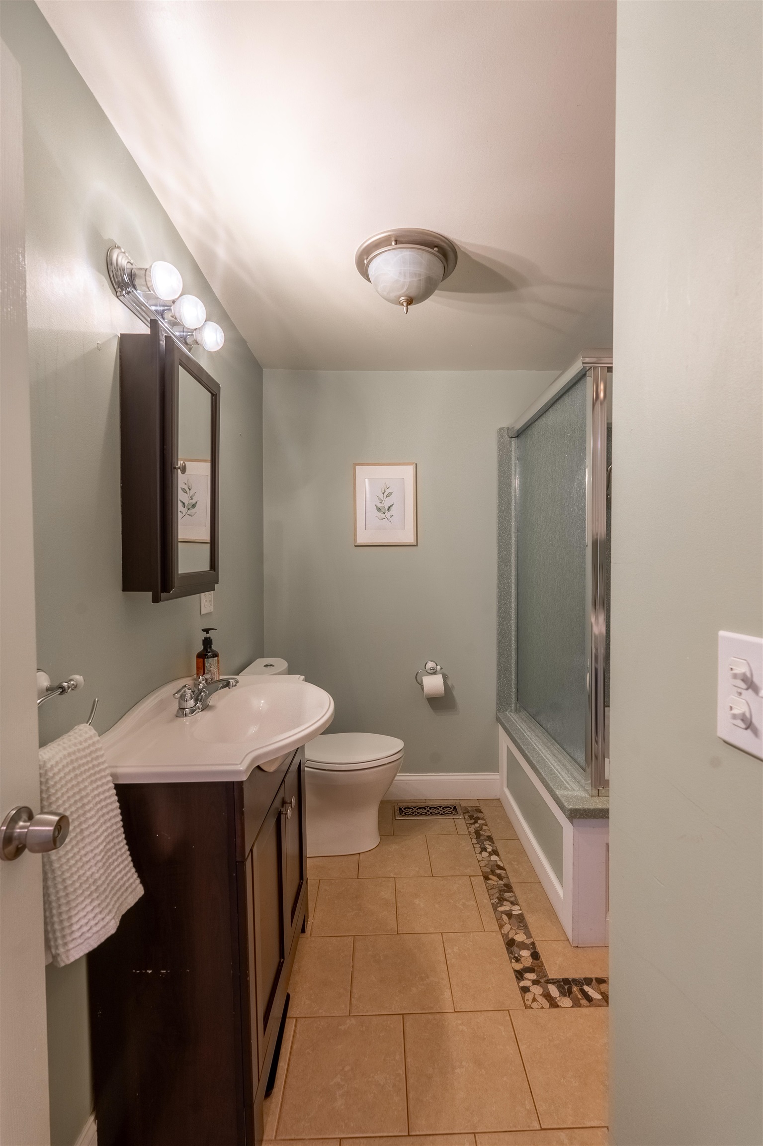 3 Douglass Way Exeter, NH 03833 - Photo 3 of 34 Gallery Image 3