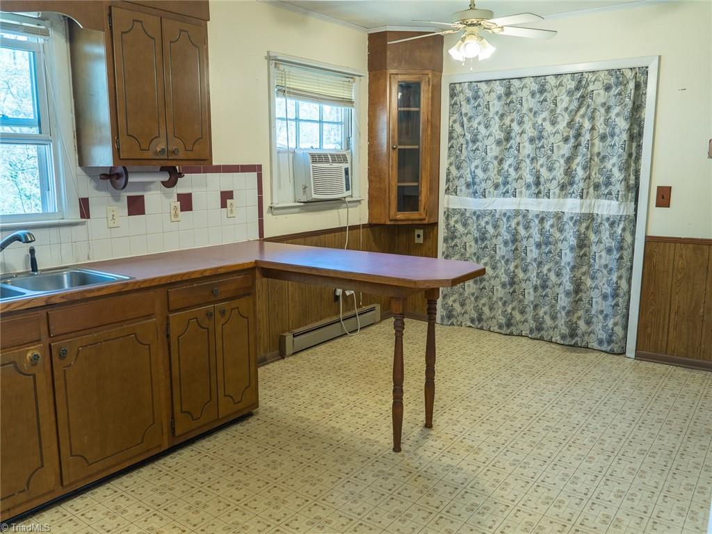 3652 Messick Road Jonesville, NC 28642 - Photo 14 of 24 Gallery Image 14