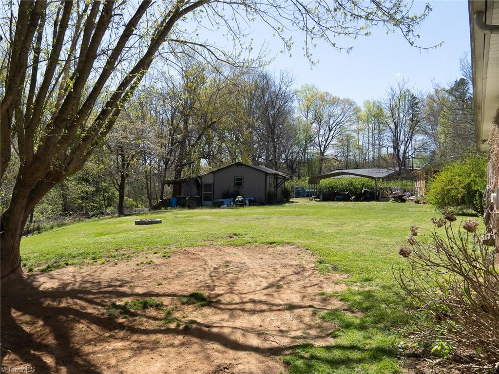 3652 Messick Road Jonesville, NC 28642 - Photo 16 of 24 Gallery Image 16