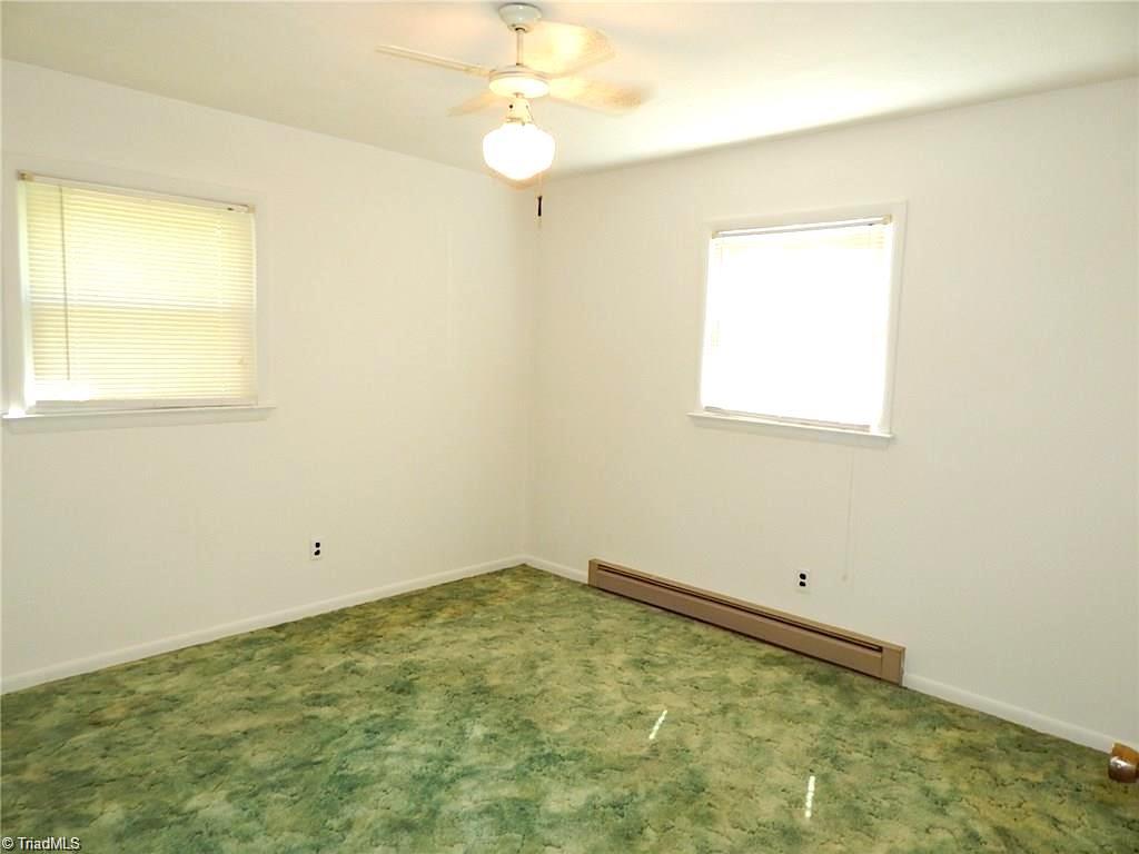 3652 Messick Road Jonesville, NC 28642 - Photo 4 of 24 Gallery Image 4