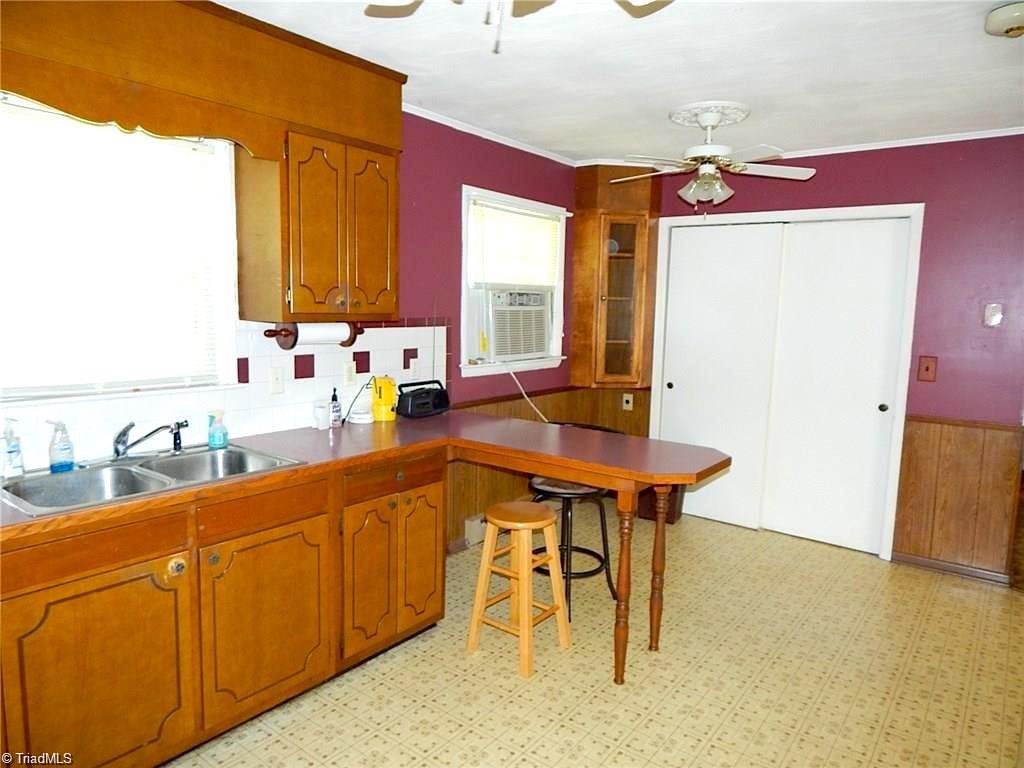 3652 Messick Road Jonesville, NC 28642 - Photo 5 of 24 Gallery Image 5