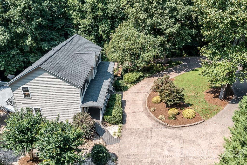 7230 Denmark Drive Denver, NC 28037 - Photo 37 of 41 an aerial view of a house with a yard