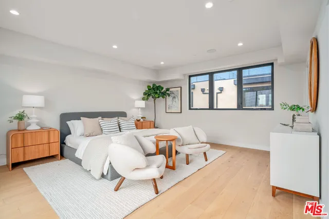 $2,295,000 | 11651 Missouri Avenue, Los Angeles, CA 90025