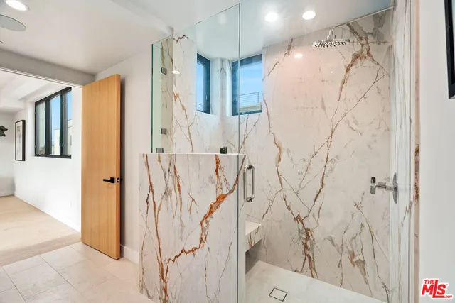 $2,295,000 | 11651 Missouri Avenue, Los Angeles, CA 90025