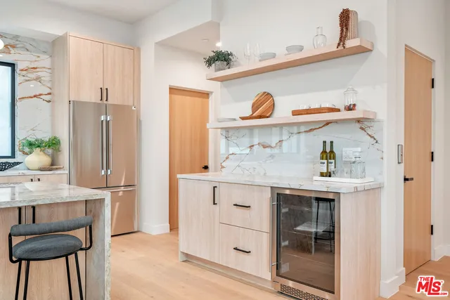 $2,295,000 | 11651 Missouri Avenue, Los Angeles, CA 90025