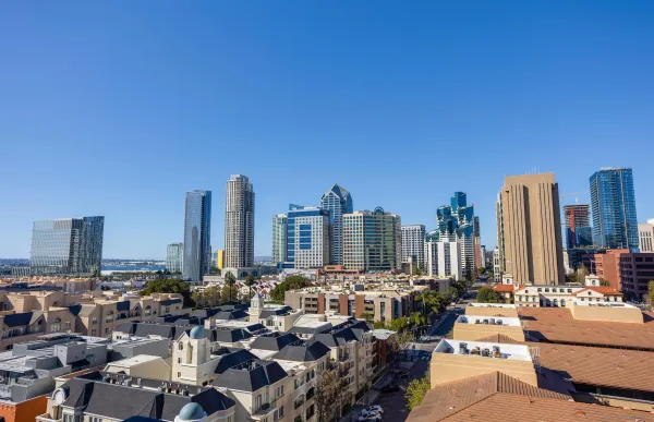 $4,800 | 500 West Harbor Drive, Unit 1214, San Diego, CA 92101