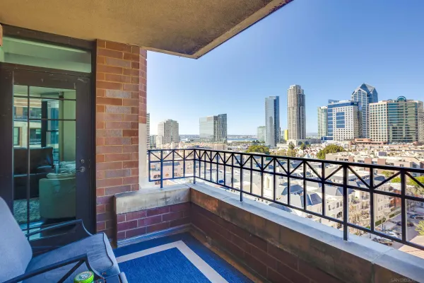 $4,800 | 500 West Harbor Drive, Unit 1214, San Diego, CA 92101
