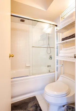 $4,800 | 500 West Harbor Drive, Unit 1214, San Diego, CA 92101