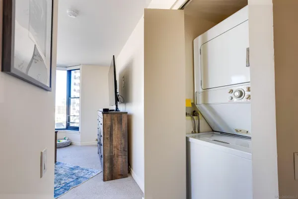 $4,800 | 500 West Harbor Drive, Unit 1214, San Diego, CA 92101