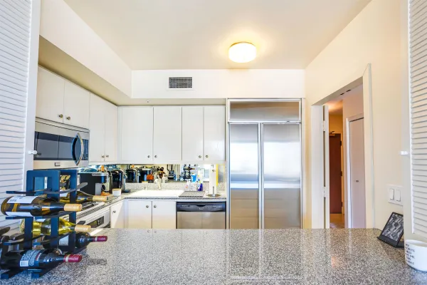 $4,800 | 500 West Harbor Drive, Unit 1214, San Diego, CA 92101