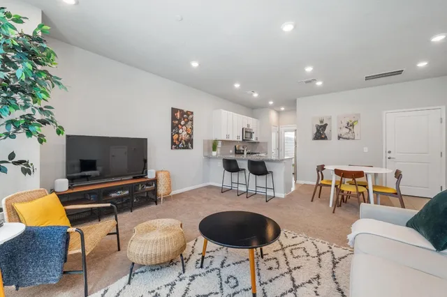 $225,000 | 9015 Cattle Baron Path, Unit 403, Austin, TX 78747