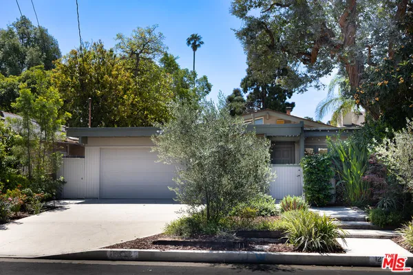 $1,800,000 | 12722 Sarah Street, Studio City, CA 91604
