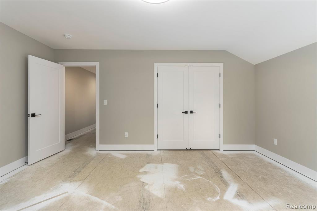 1439 Merry Road Waterford, MI 48328 - Photo 37 of 44 Gallery Image 37