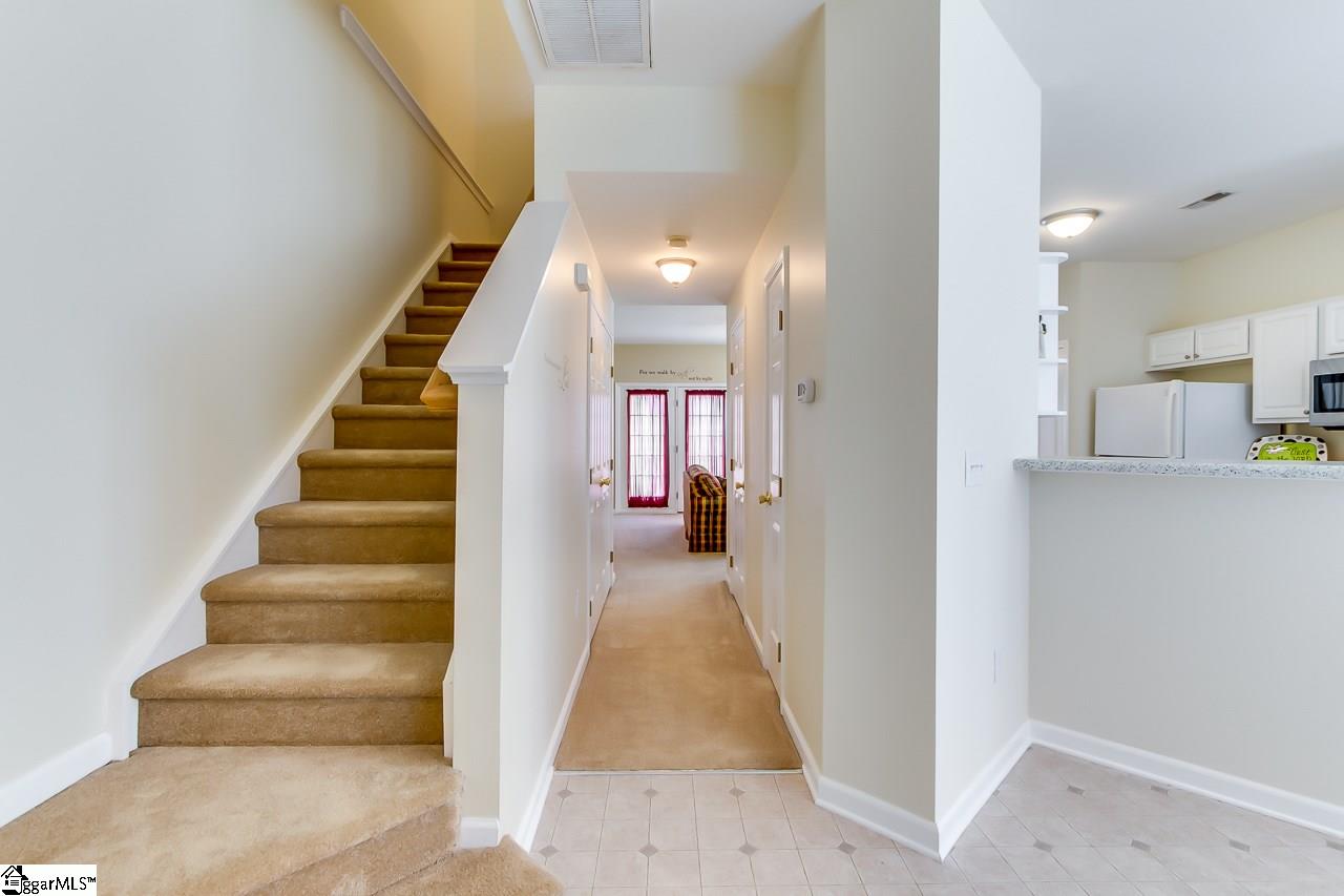 147 Spring Crossing Circle Greer, SC 29650 - Photo 4 of 22