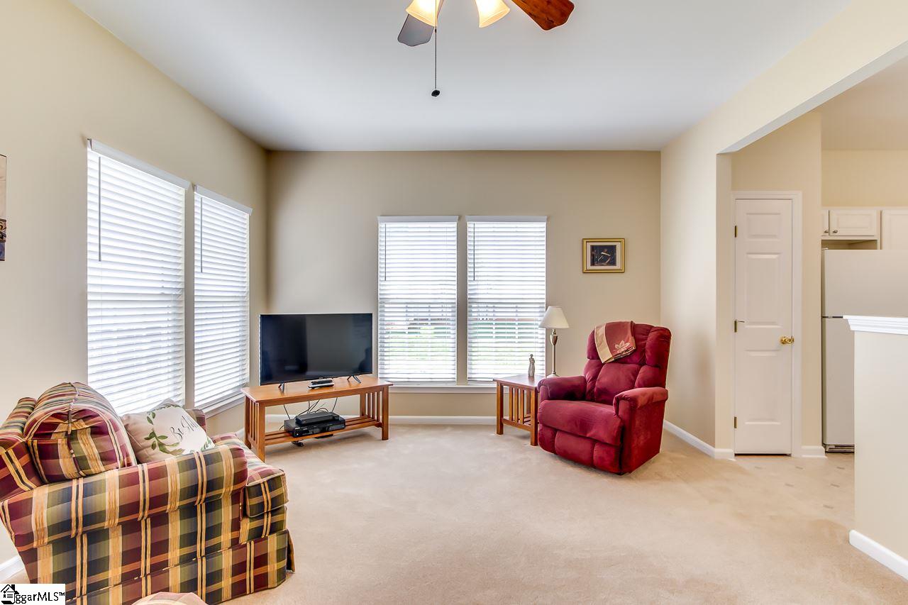 147 Spring Crossing Circle Greer, SC 29650 - Photo 10 of 22