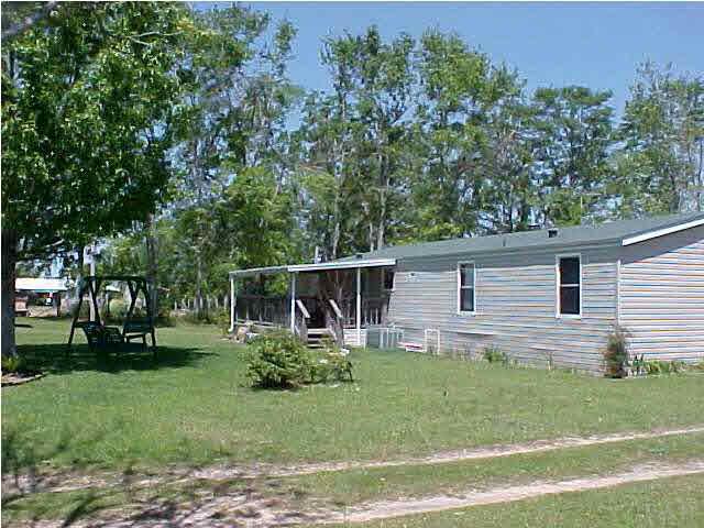 593 Norman Kelley Road Jay, FL 32565 - Photo 2 of 9 Back of modular home