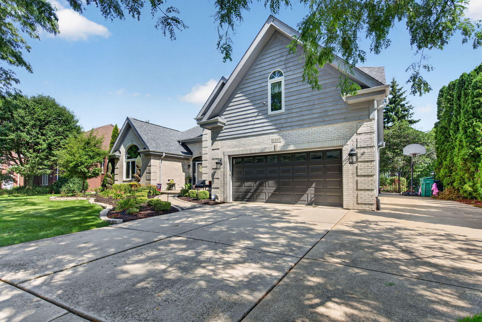 1297 Drawbridge Lane Lemont, IL 60439 - Photo 3 of 69