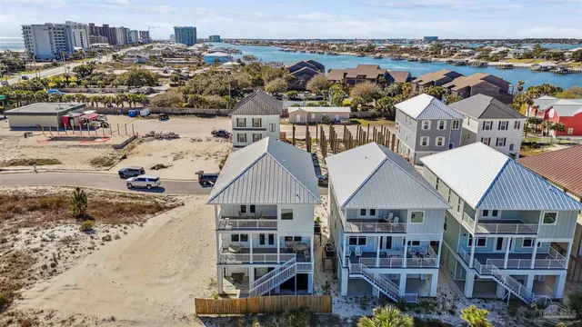 $1,179,000 | 212 Clipper Drive, Pensacola, FL 32507