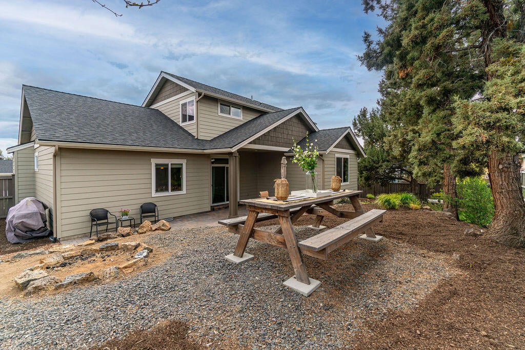 20880 Rorick Drive Bend, OR 97701 - Photo 32 of 51 RileyVisuals-12