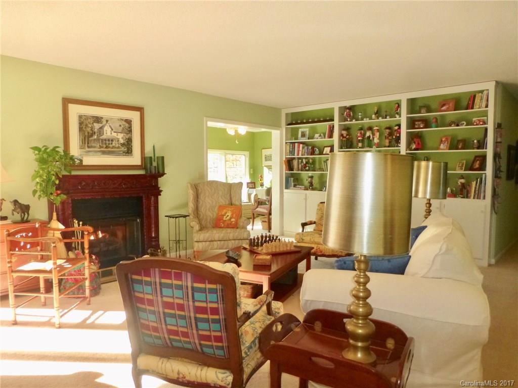 55 Diamond Ridge Lane Columbus, NC 28722 - Photo 3 of 23