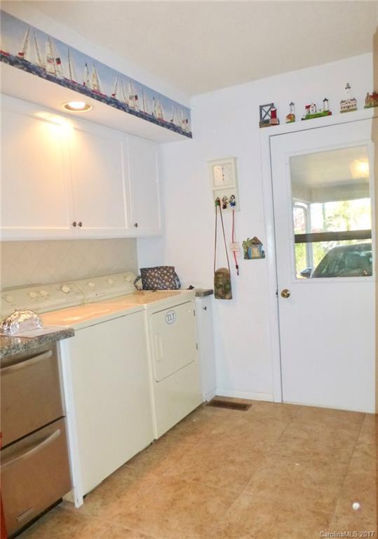 55 Diamond Ridge Lane Columbus, NC 28722 - Photo 9 of 23