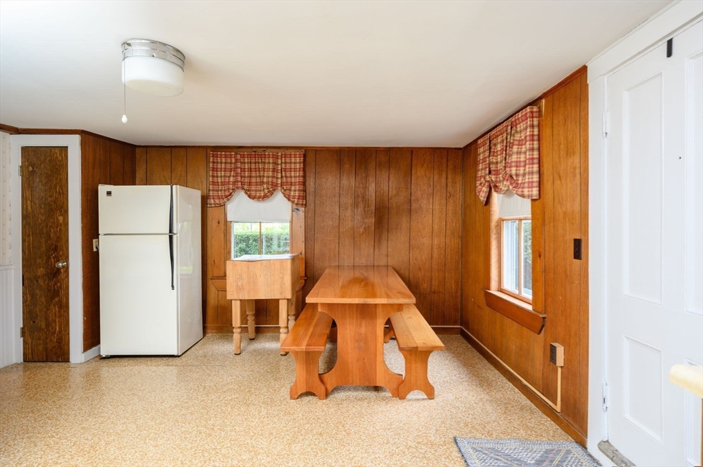 11 Green Street Hingham, MA 02043 - Photo 17 of 26