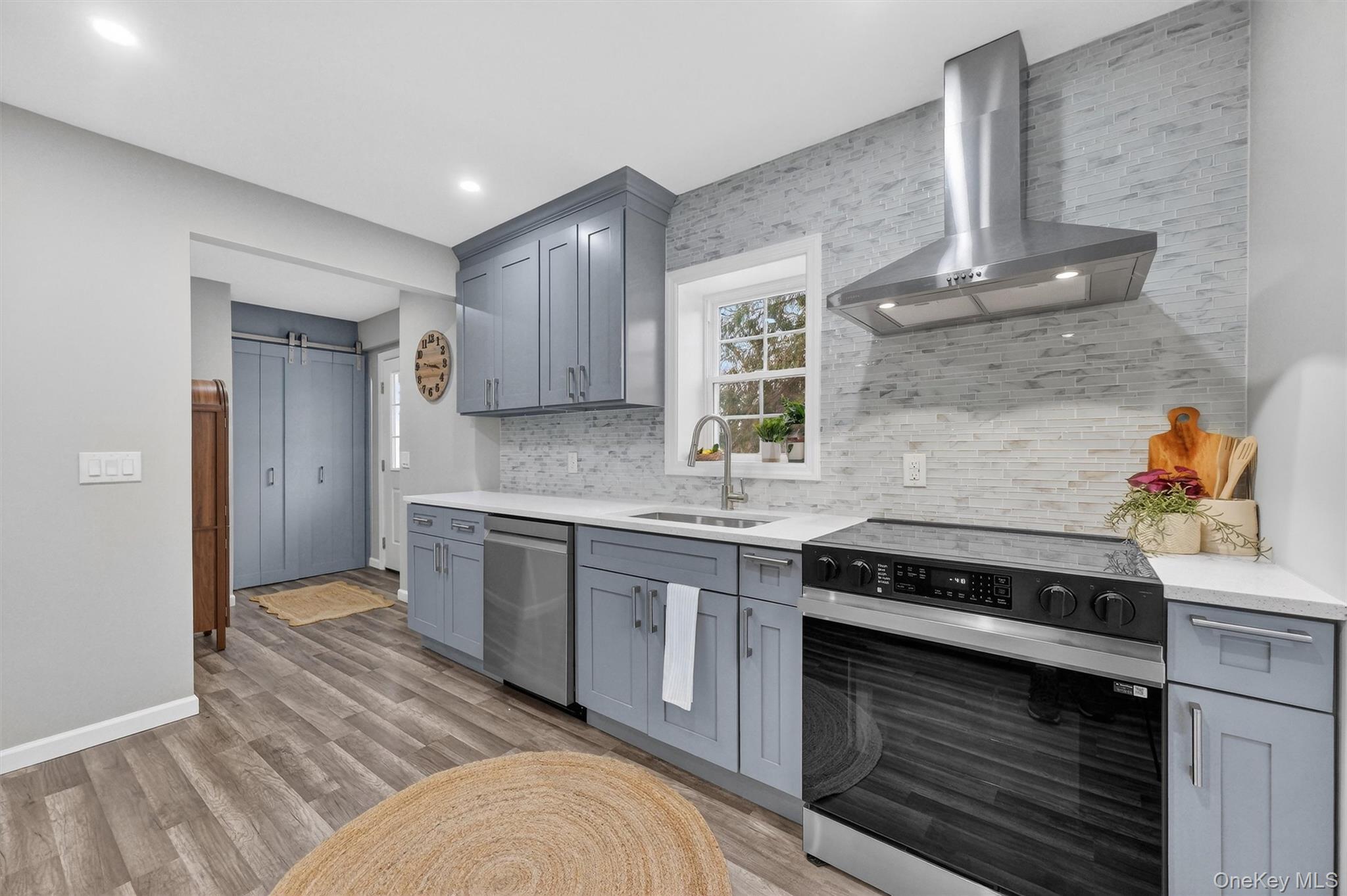 35 Avon Road Lake Peekskill, NY 10537 - Photo 9 of 44