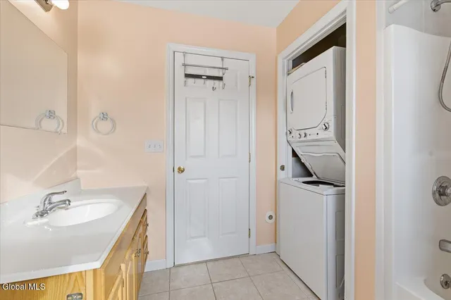 $260,000 | 113 Skyview Drive, Greenville, NY 12083