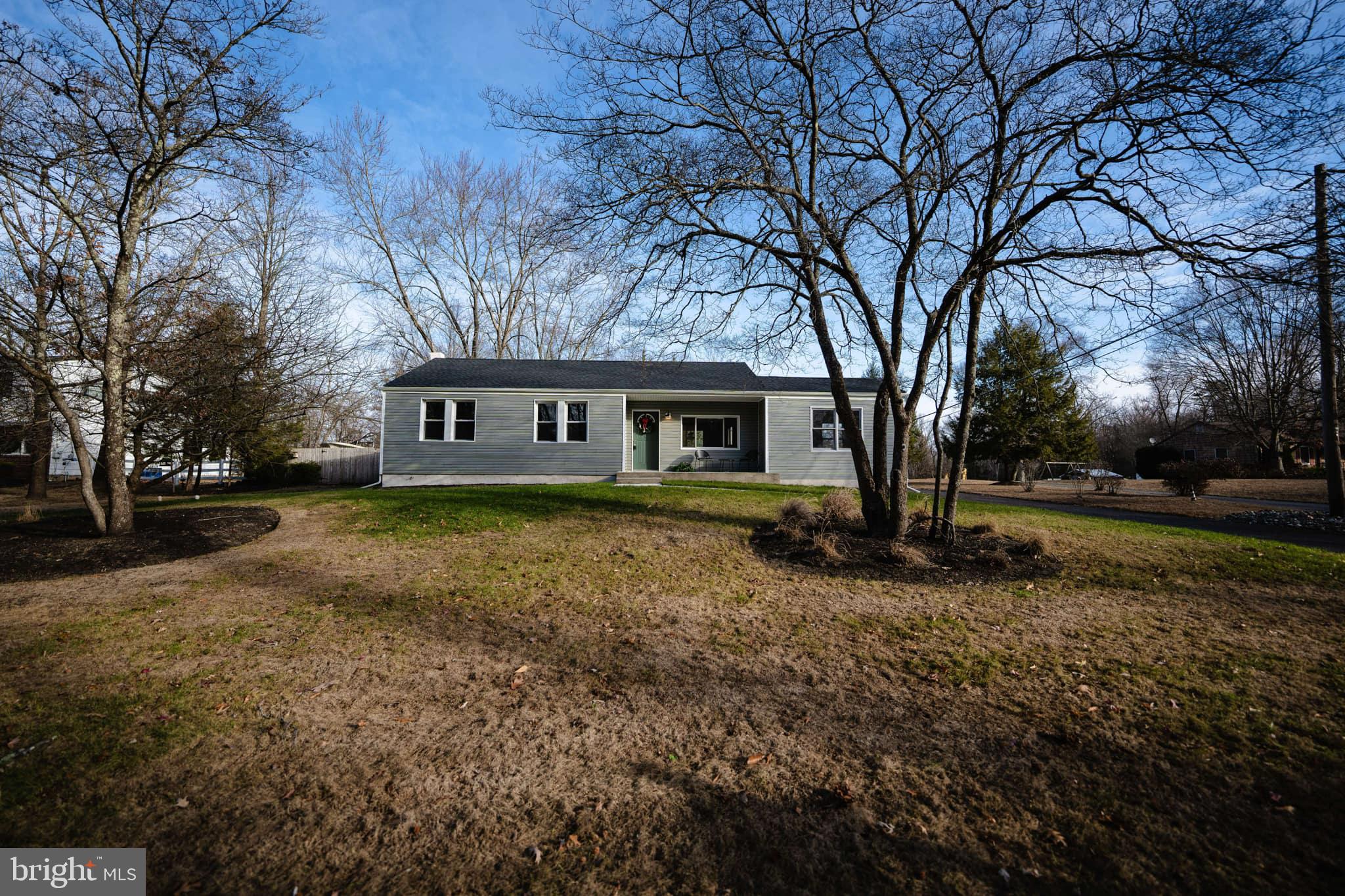 18 Old Red Lion Road Southampton, NJ 08088 - Photo 1 of 42 Beautiful curb appeal