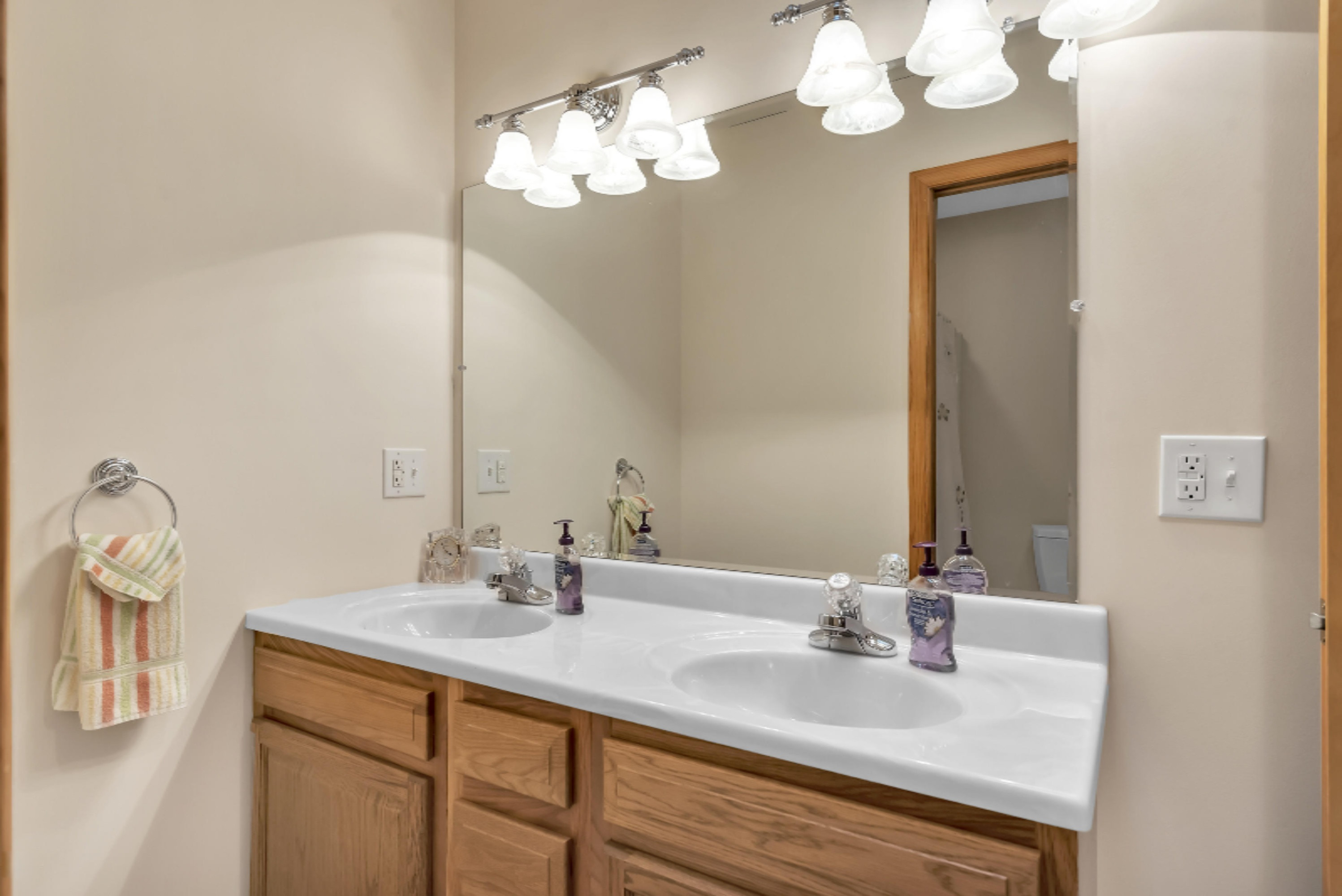 6446 West Hagar Shore Road Coloma, MI 49038 - Photo 34 of 68 35_6446WHagarShoreRdWindowStillRealEstat