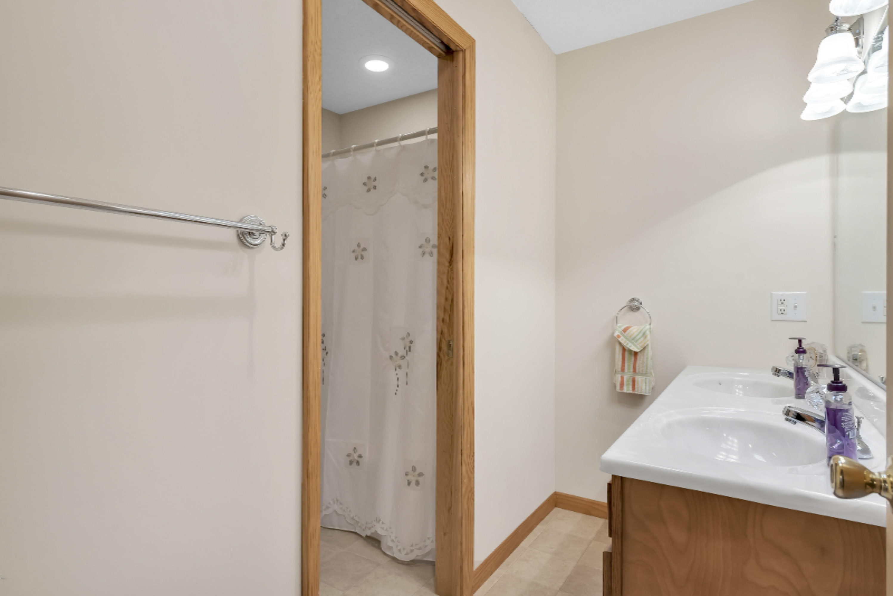 6446 West Hagar Shore Road Coloma, MI 49038 - Photo 35 of 68 36_6446WHagarShoreRdWindowStillRealEstat