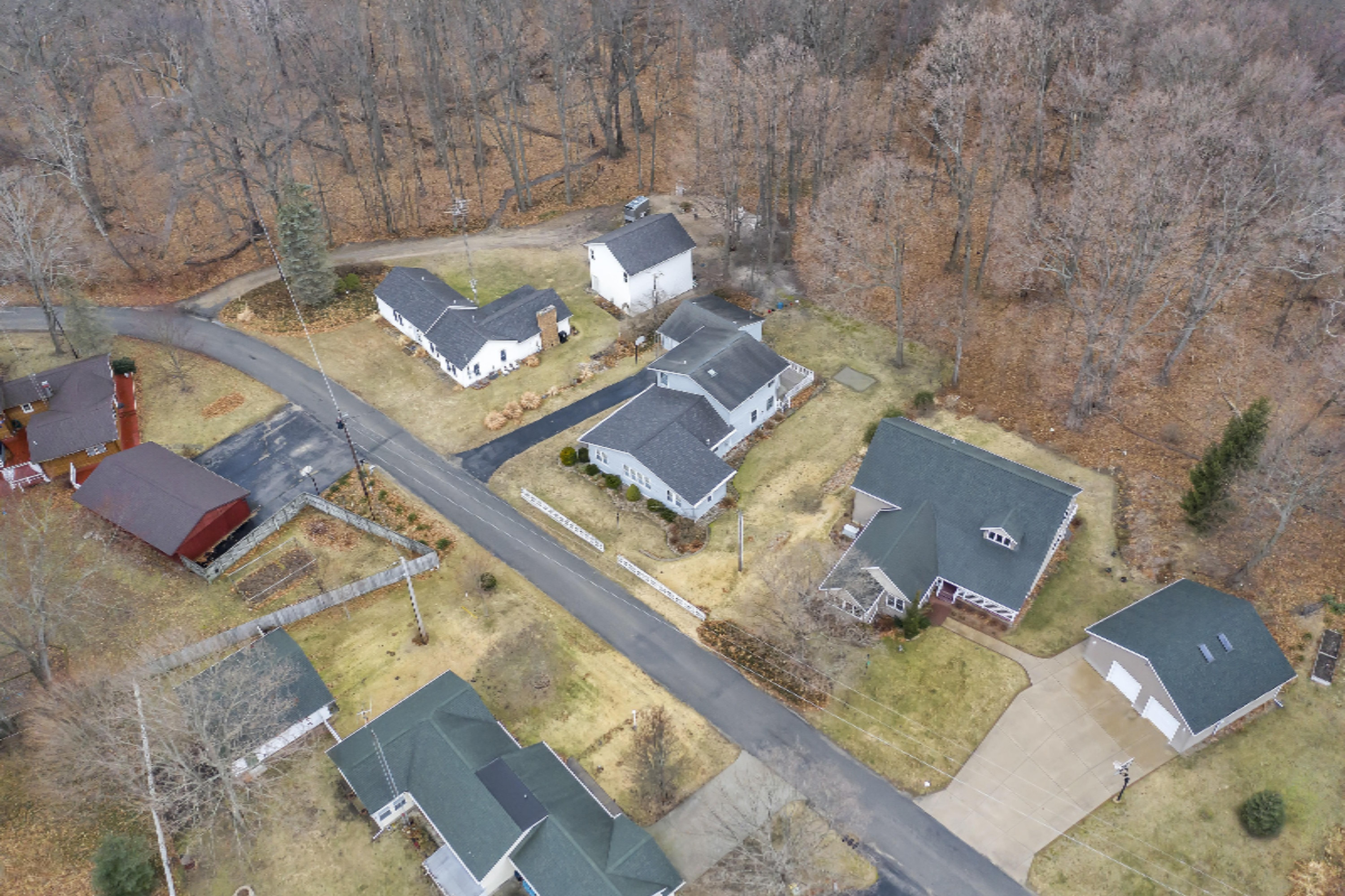 6446 West Hagar Shore Road Coloma, MI 49038 - Photo 47 of 68 47_6446WHagarShoreRdWindowStillRealEstat