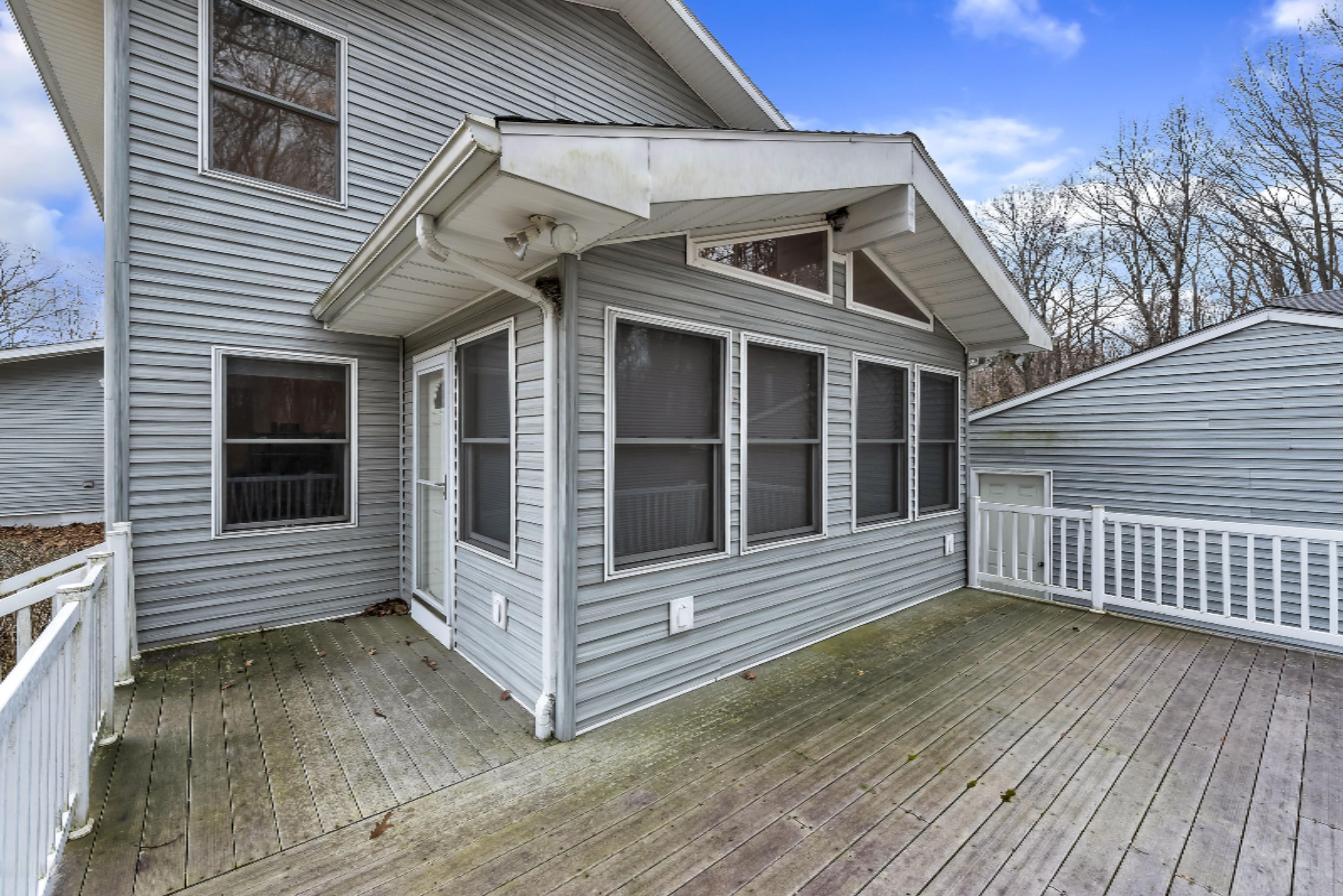 6446 West Hagar Shore Road Coloma, MI 49038 - Photo 9 of 68 10_6446WHagarShoreRdWindowStillRealEstat