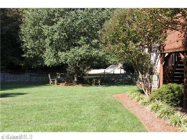 150 Stonburg Road Clemmons, NC 27012 - Photo 15 of 16 Exterior Back.