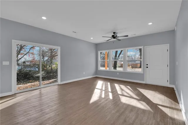 $239,000 | 324 East 2nd Street, Adrian, MO 64720